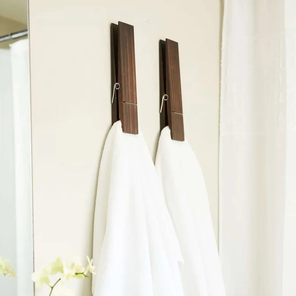 GiantClip™- Oversized Clothespin Towel Holder