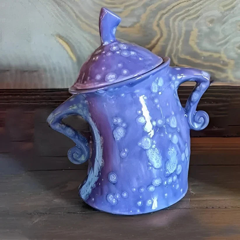 Kitchen Canister Hands-On-Hips Durable Resin Sizable Storage